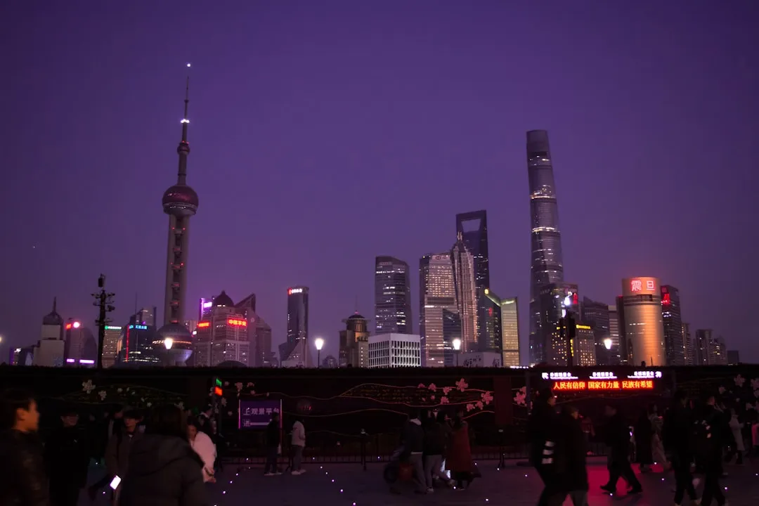 北京企业机房如何选择稳压器与逆变器保障关键设备电力供应正文配图 1